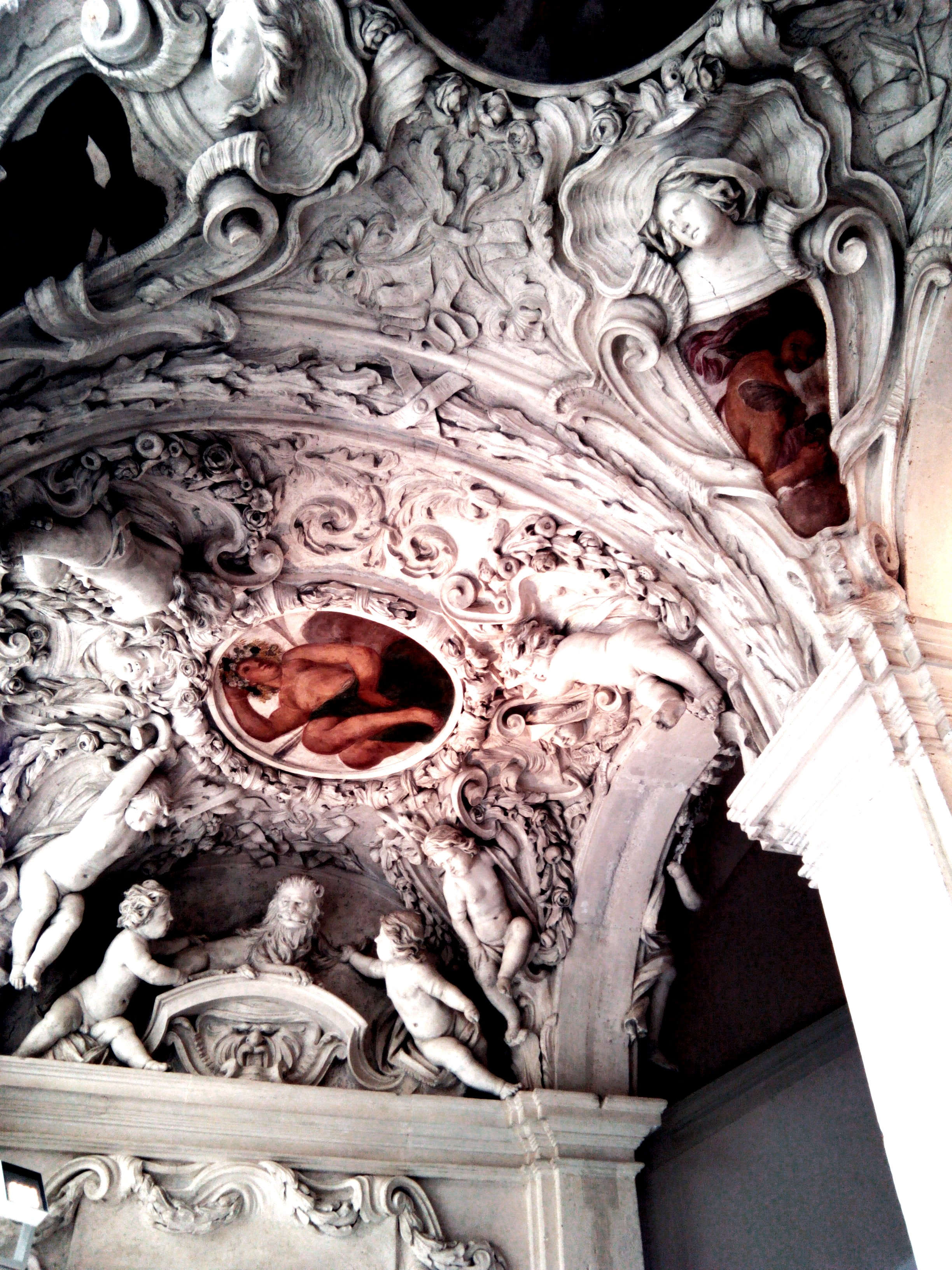 Dettaglio del soffitto di Palazzo Leoni Montanari a Vicenza