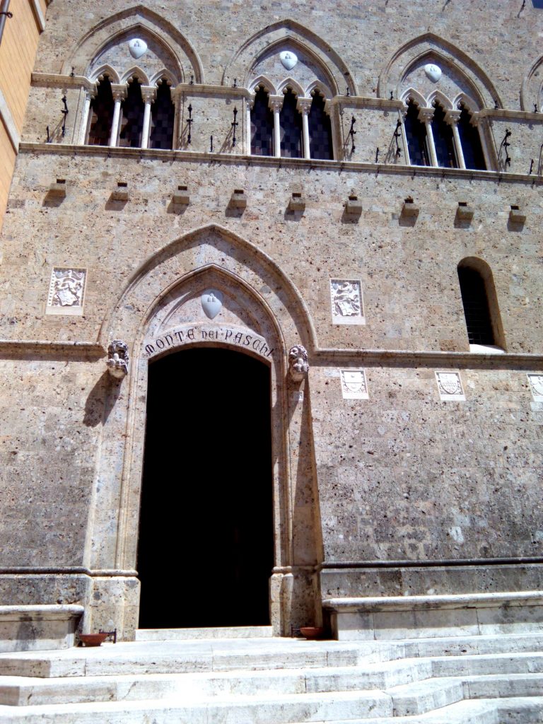 palazzo del Monte dei Paschi a Siena